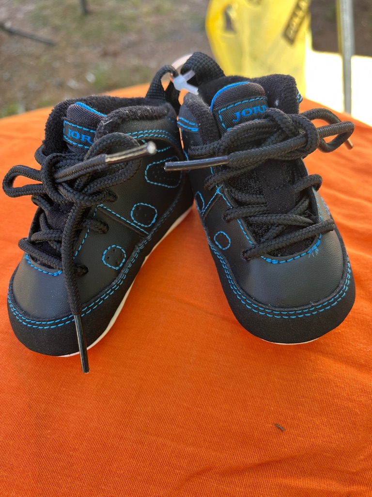 Jordan Toddler Black Shoes With Blue Stitching